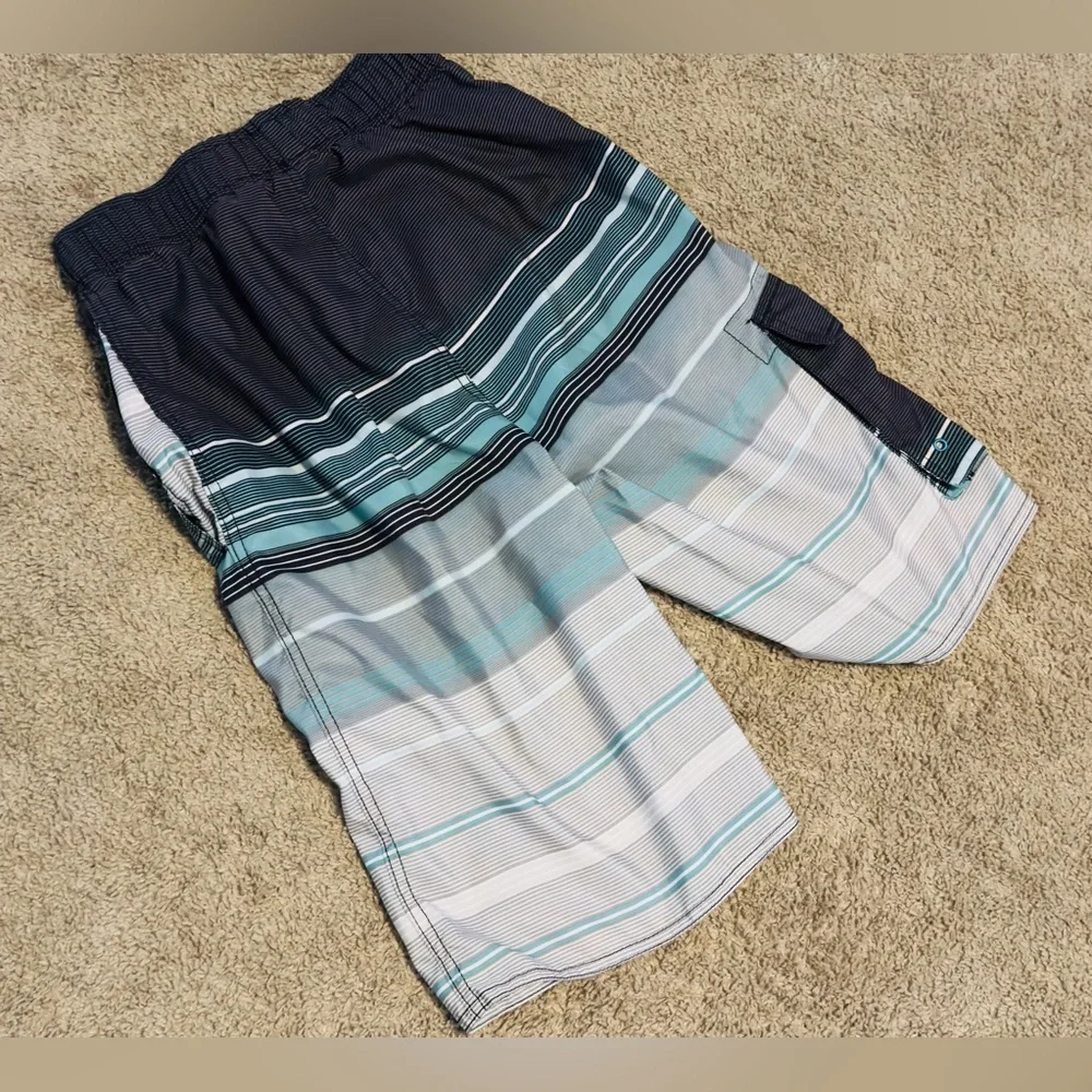 Men’s Tru Cal Multicolored w/ Pockets‎ Swim Trunks Size Small